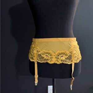 La Perla Golden Lace Garter Belt